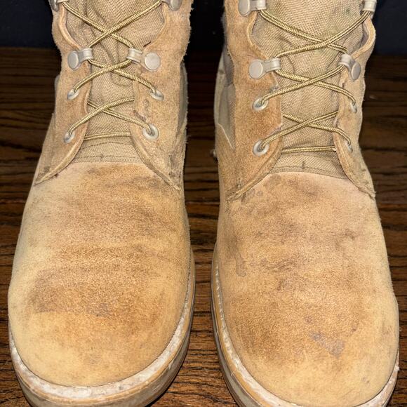 US Military Desert Combat Boots Vibram Sole Tan Roughout Men’s 11.5 main image 8